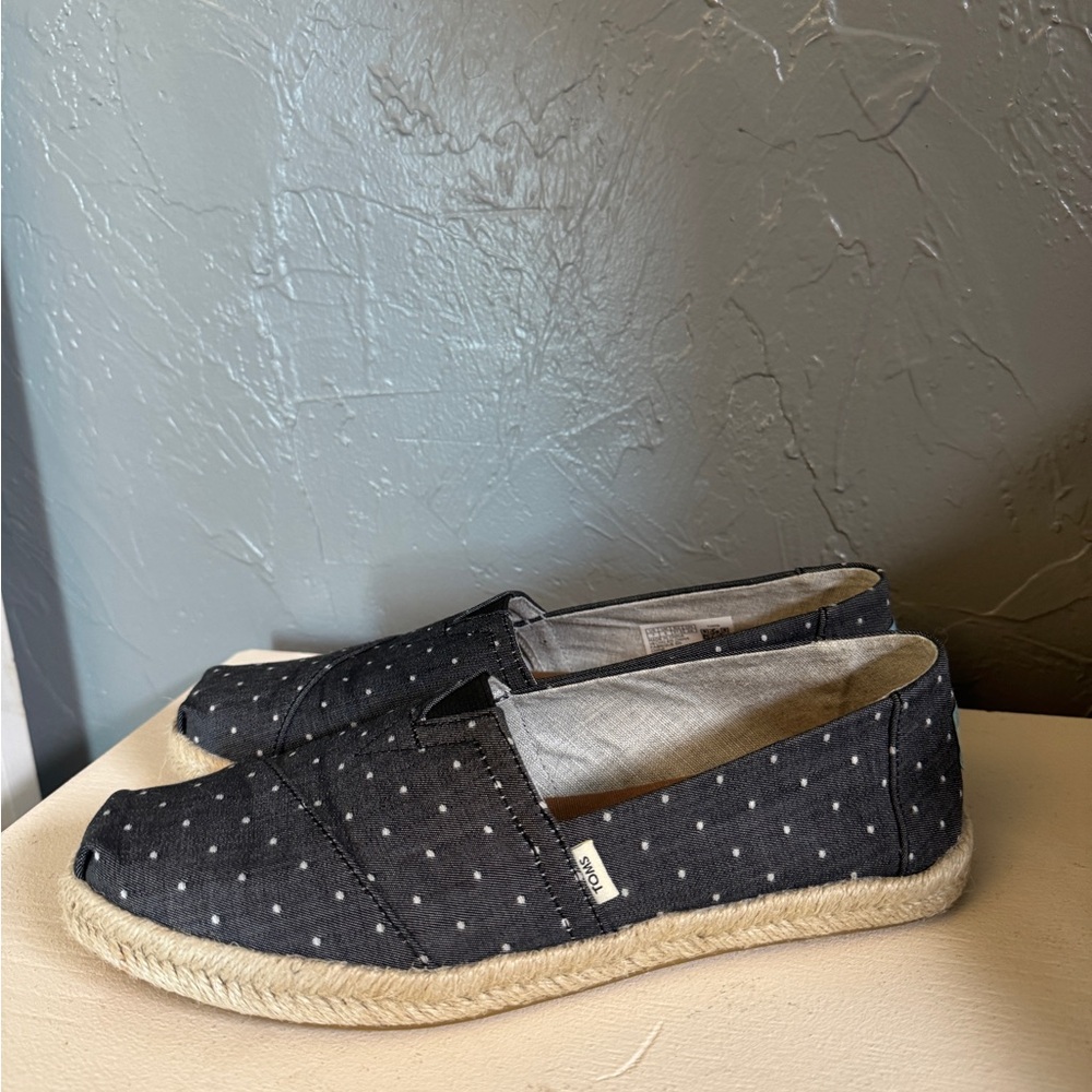 Women’s 7 toms alpargata slip on espadrille - Picture 3 of 6